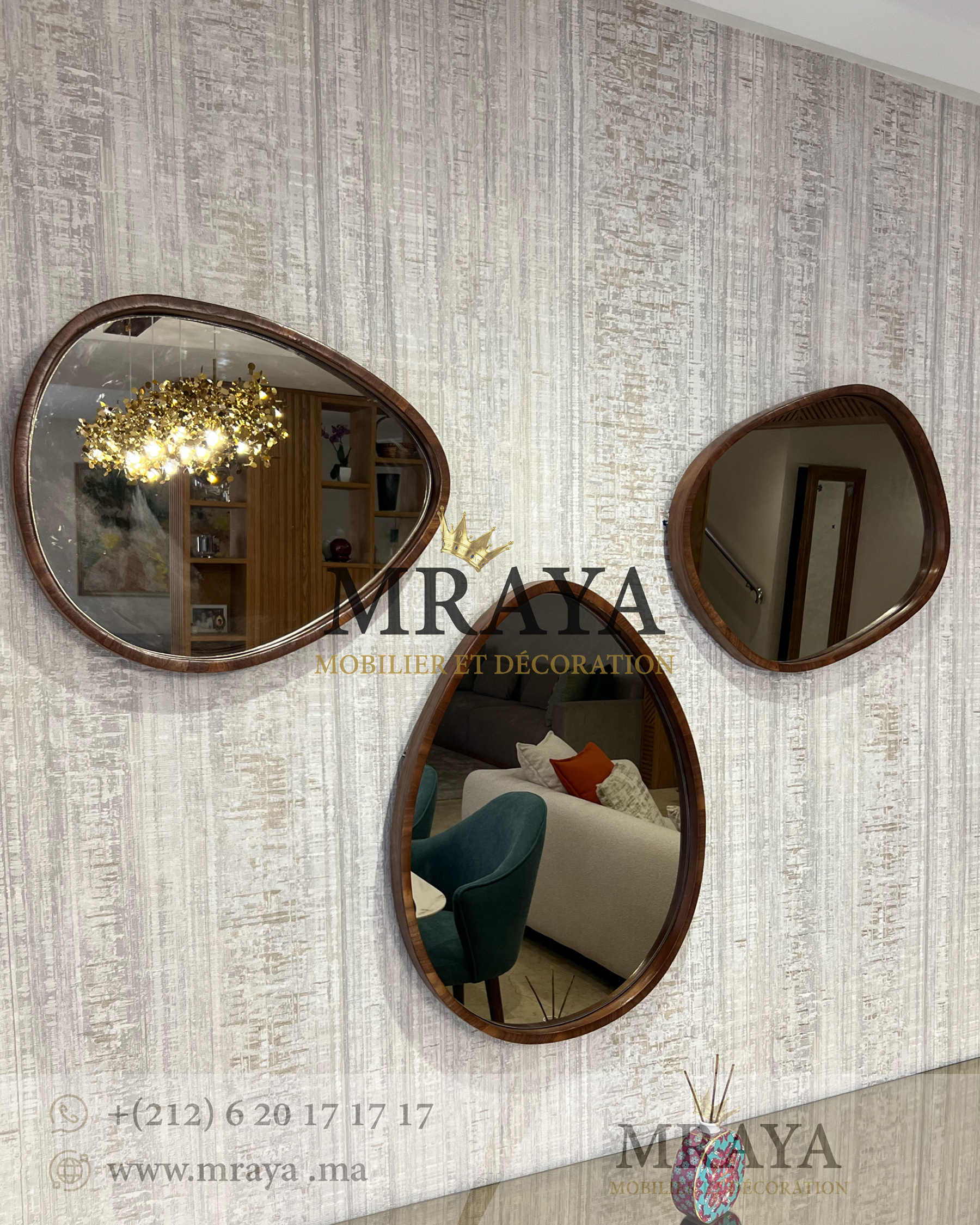 Trois miroirs irréguliers en bois